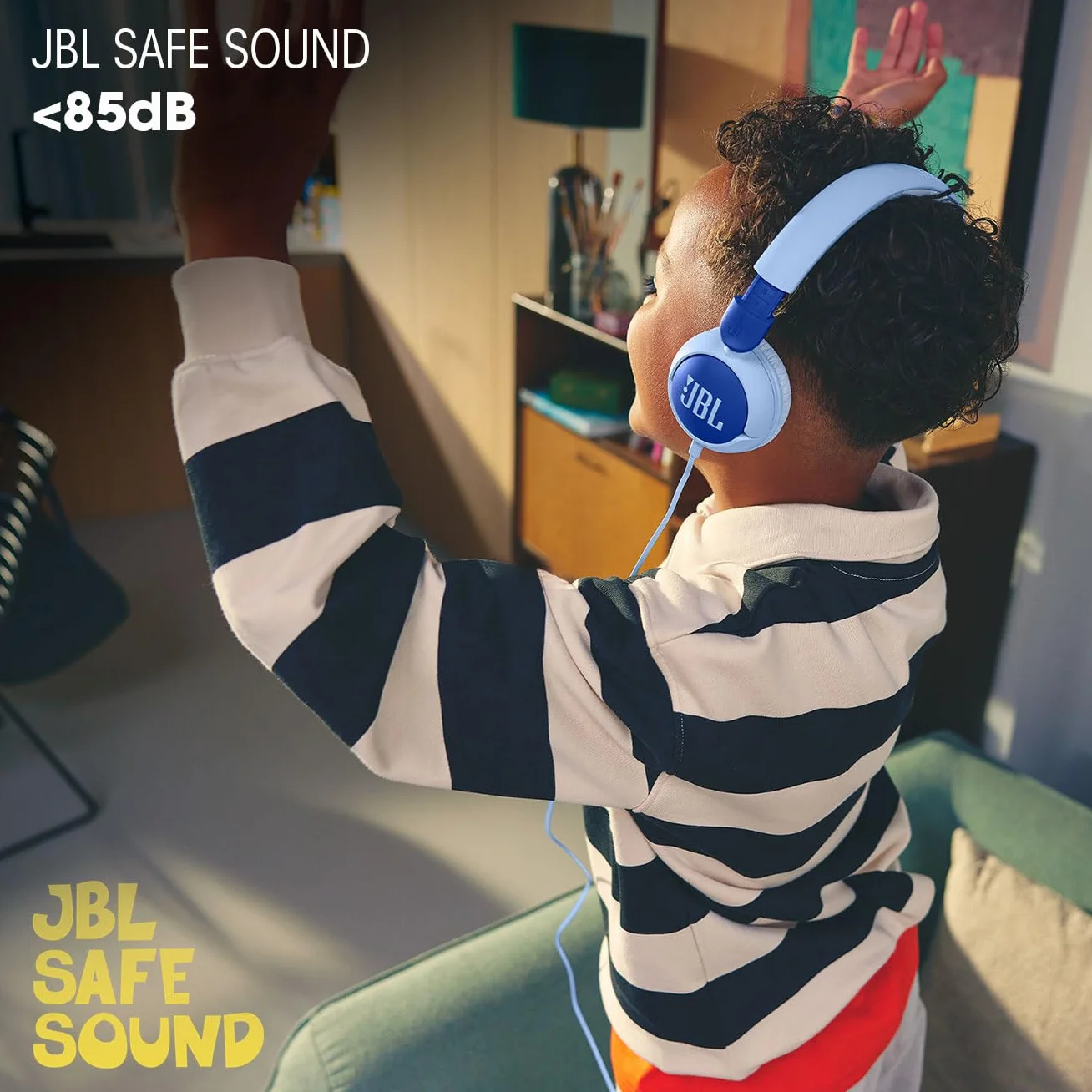 JBL Junior 320 Cuffie On-Ear con Filo per Bambini, Microfono Integrato, Safe Sound, Limitatore del Volume, Cuscinetti Morbidi e Spessi 12 mm, Set Adesivi, Design Portatile Pieghevole, Blu